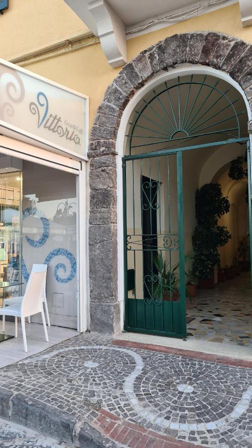 B&B La Piazzetta Ischia Exterior foto