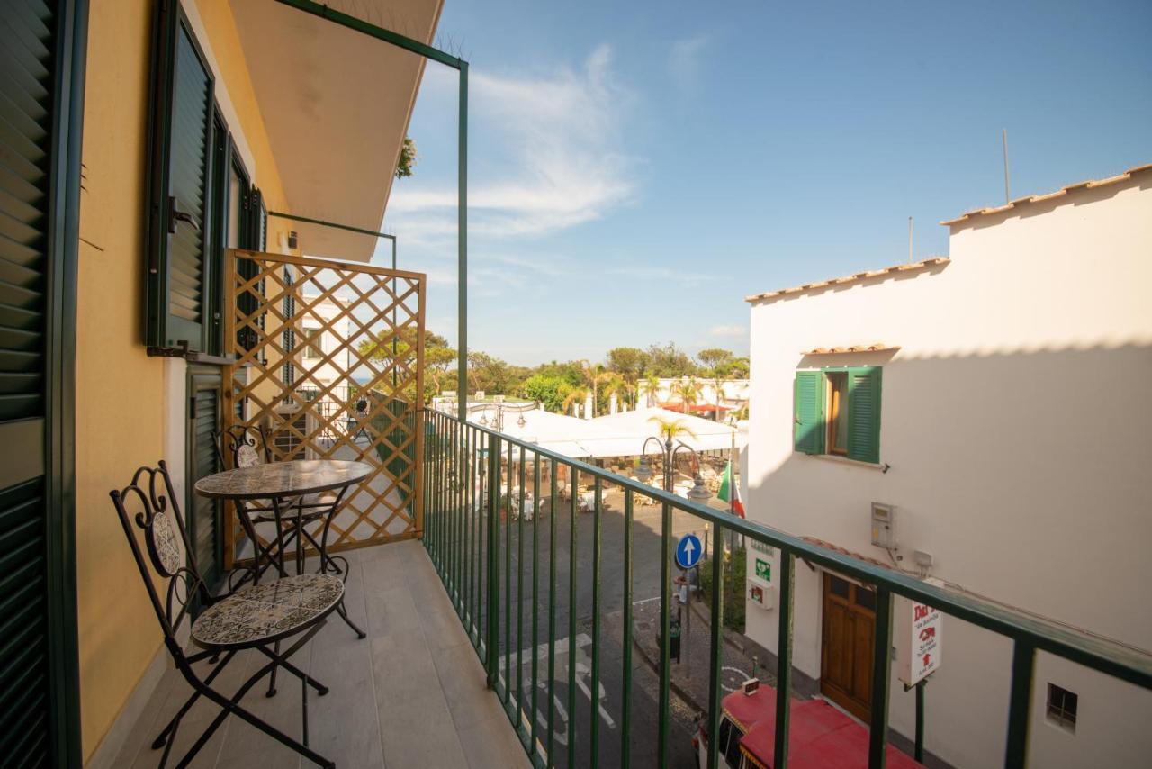 B&B La Piazzetta Ischia Exterior foto